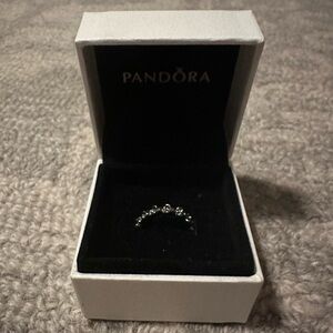 Pandora📍Size: 4.5 | Sterling Silver Flower Stacker Ring